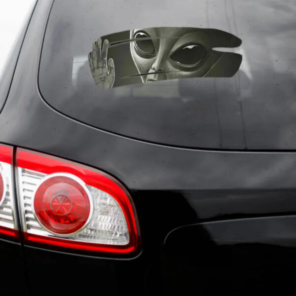 11.8 X 7.87CM 3D Cool Alien Cracked Car Sticker Self-Adhesive PVC Vinyl Auto Racing Decal for Covering Scratches & Pull Flowers - Image 3